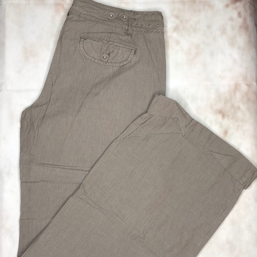 Old Navy wide leg slacks